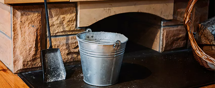 Clean The Fireplace Mantle And Hearth in Dyersburg, Tennessee
